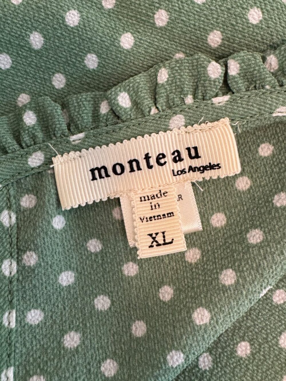 Monteau Sage Green White Polka Dot Flutter Sleeve Blouse Women's Medium - Picture 4 of 5